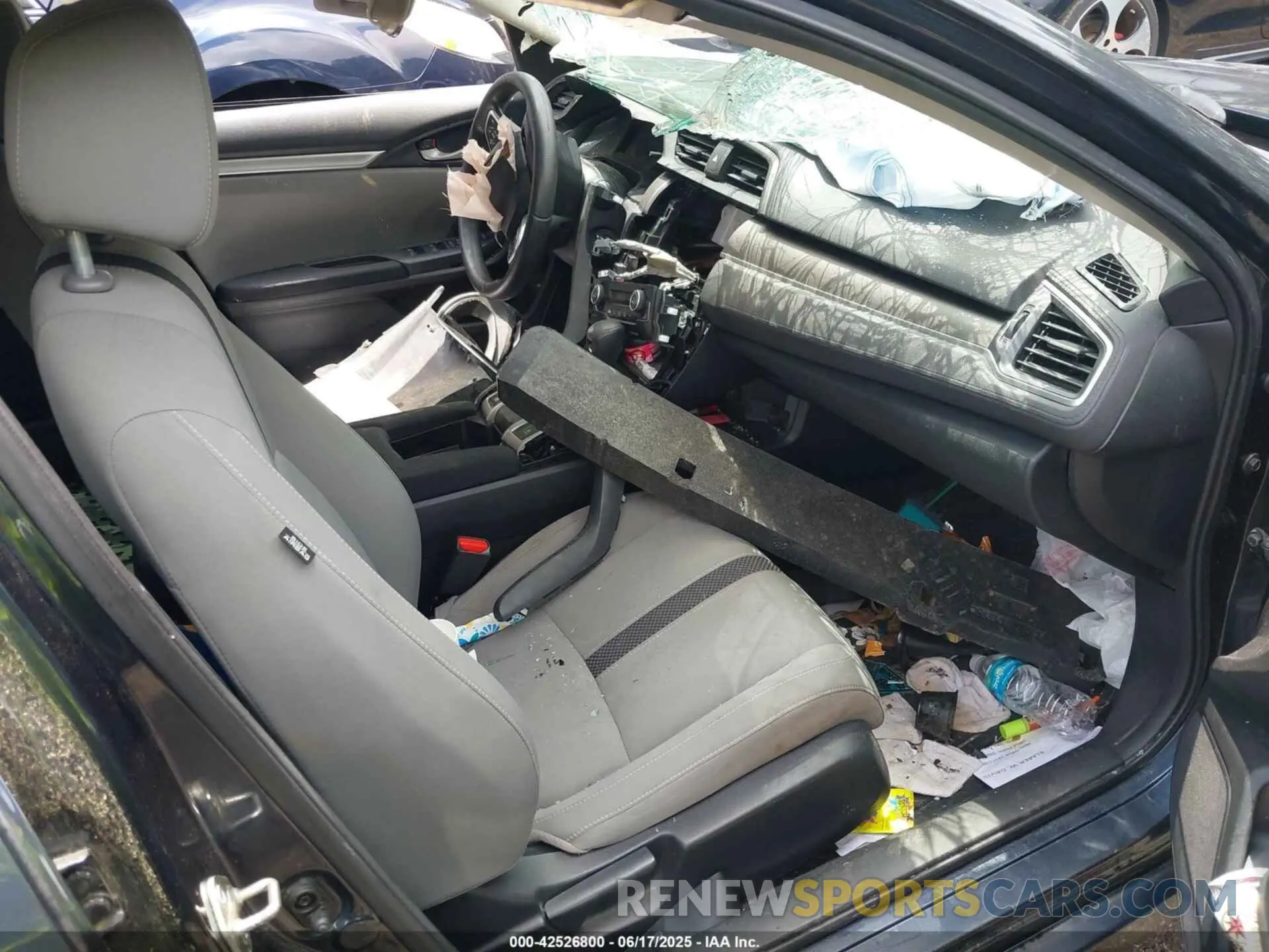 5 fotografías del automóvil dañado 2HGFC2F61KH534309 HONDA CIVIC 2019