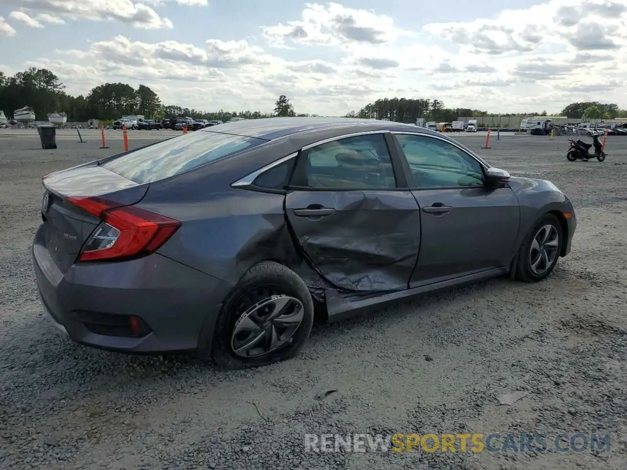 3 fotografías del automóvil dañado 2HGFC2F61KH603872 HONDA CIVIC 2019