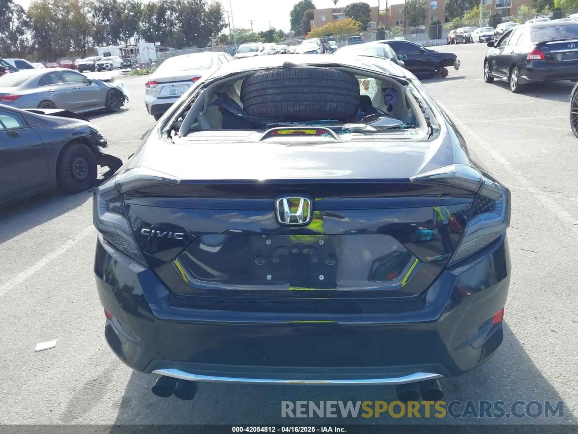 15 fotografías del automóvil dañado 2HGFC2F62KH525327 HONDA CIVIC 2019