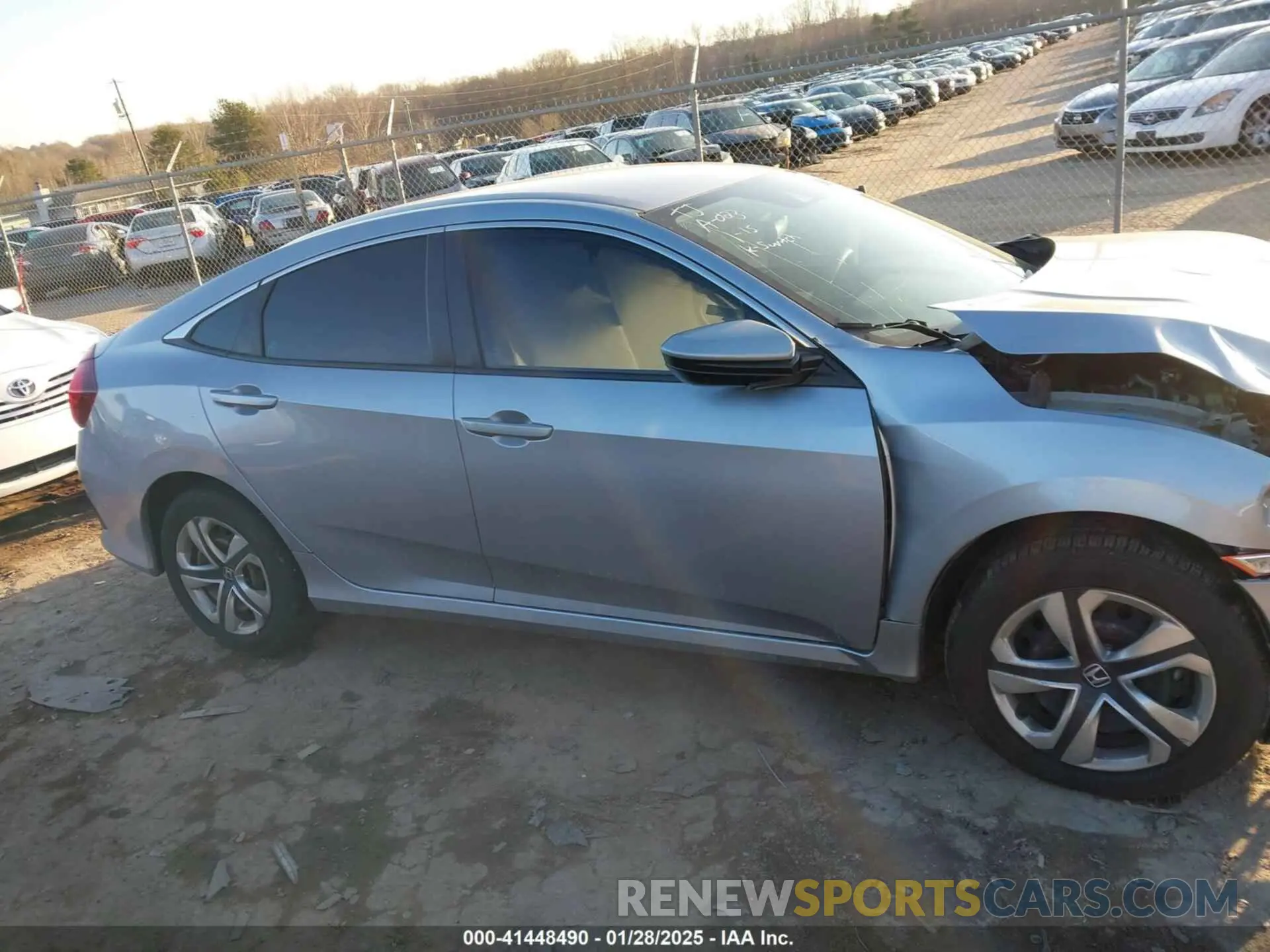 13 fotografías del automóvil dañado 2HGFC2F62KH555430 HONDA CIVIC 2019