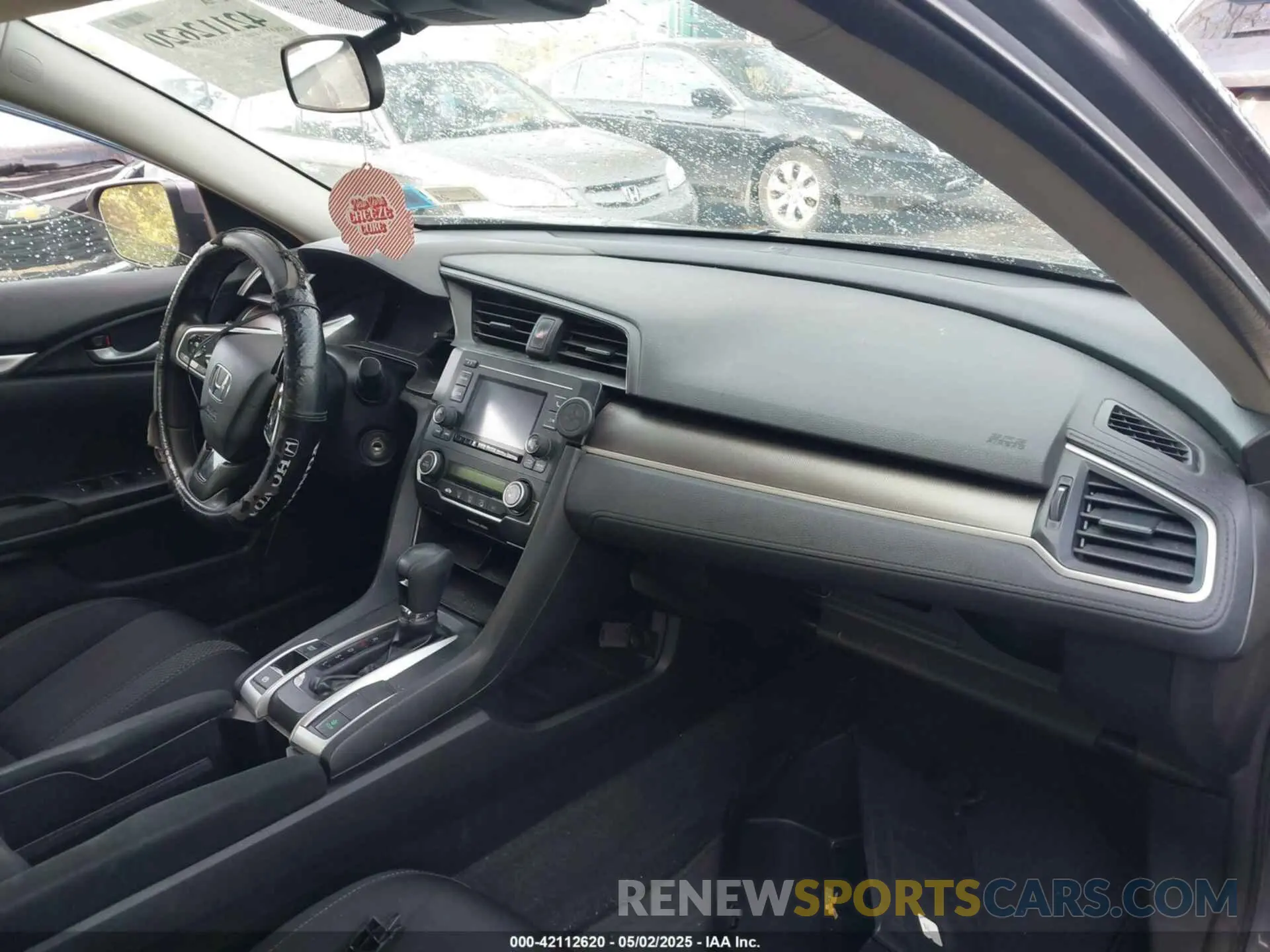 5 fotografías del automóvil dañado 2HGFC2F62KH558599 HONDA CIVIC 2019
