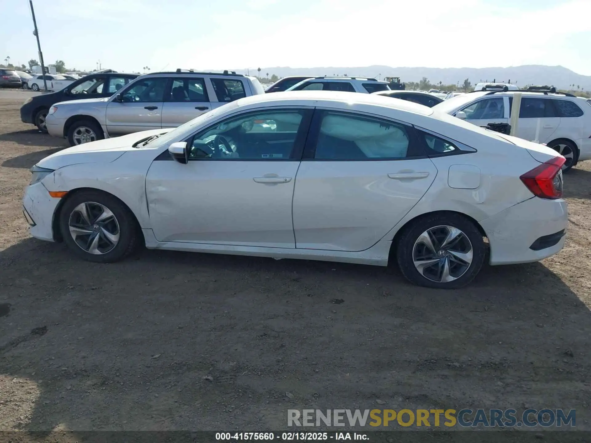 14 fotografías del automóvil dañado 2HGFC2F62KH573149 HONDA CIVIC 2019
