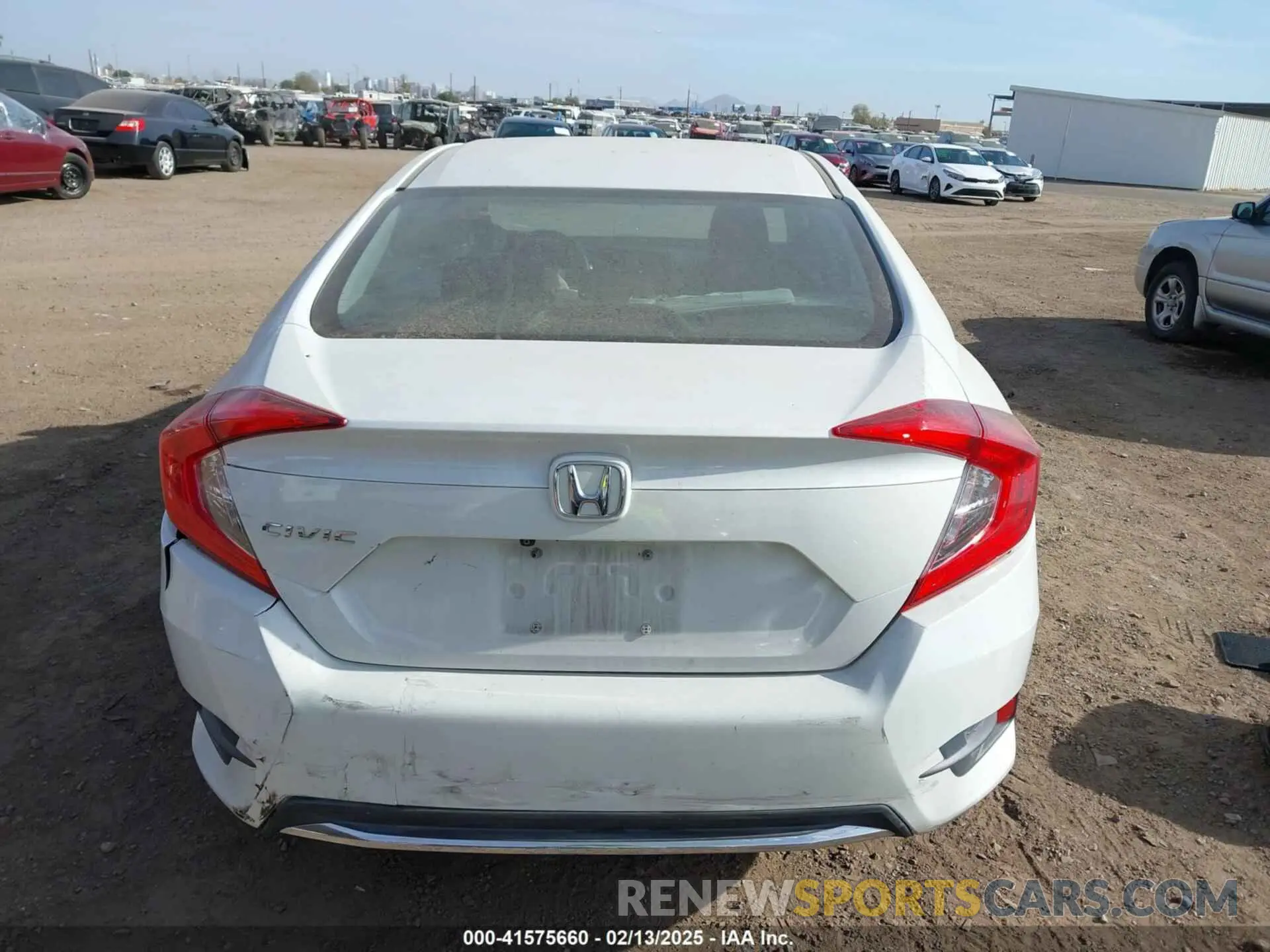 16 fotografías del automóvil dañado 2HGFC2F62KH573149 HONDA CIVIC 2019