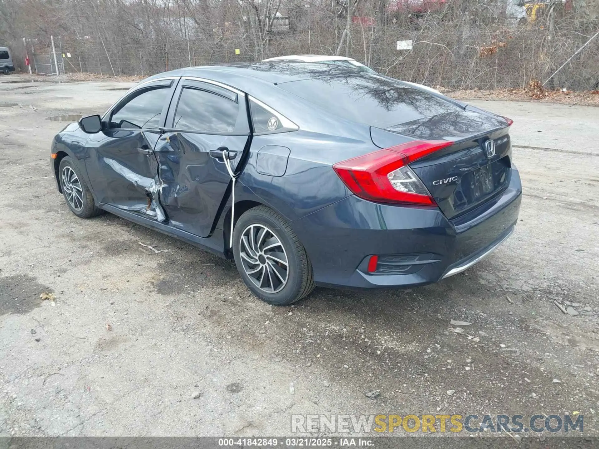3 fotografías del automóvil dañado 2HGFC2F62KH584345 HONDA CIVIC 2019