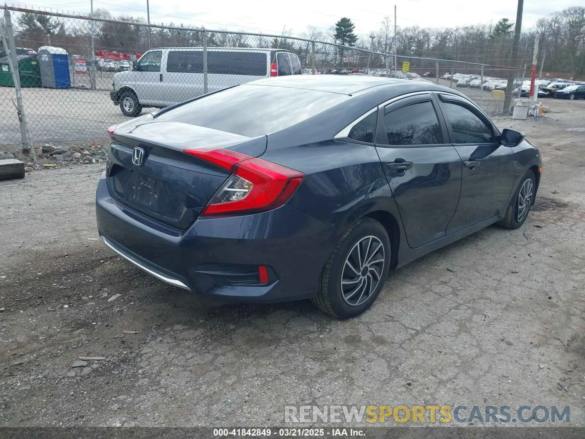 4 fotografías del automóvil dañado 2HGFC2F62KH584345 HONDA CIVIC 2019