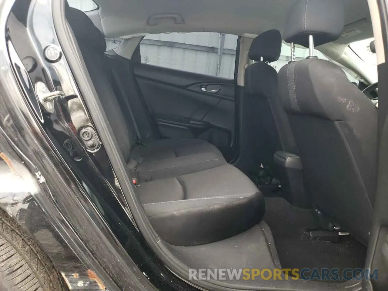 11 fotografías del automóvil dañado 2HGFC2F63KH513428 HONDA CIVIC 2019