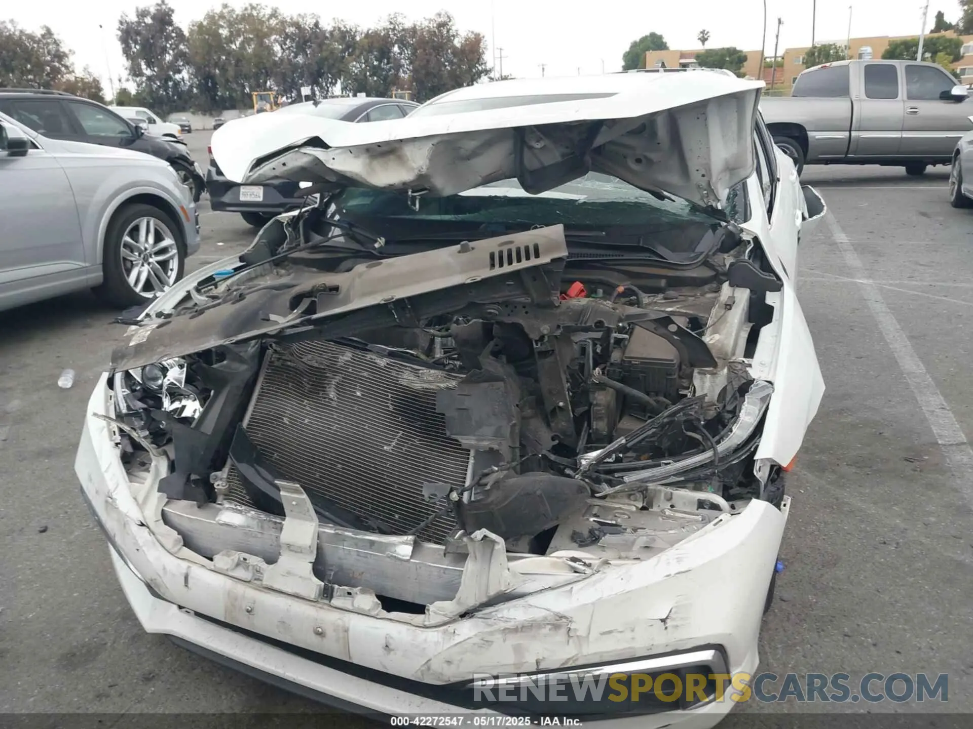 12 fotografías del automóvil dañado 2HGFC2F63KH533078 HONDA CIVIC 2019