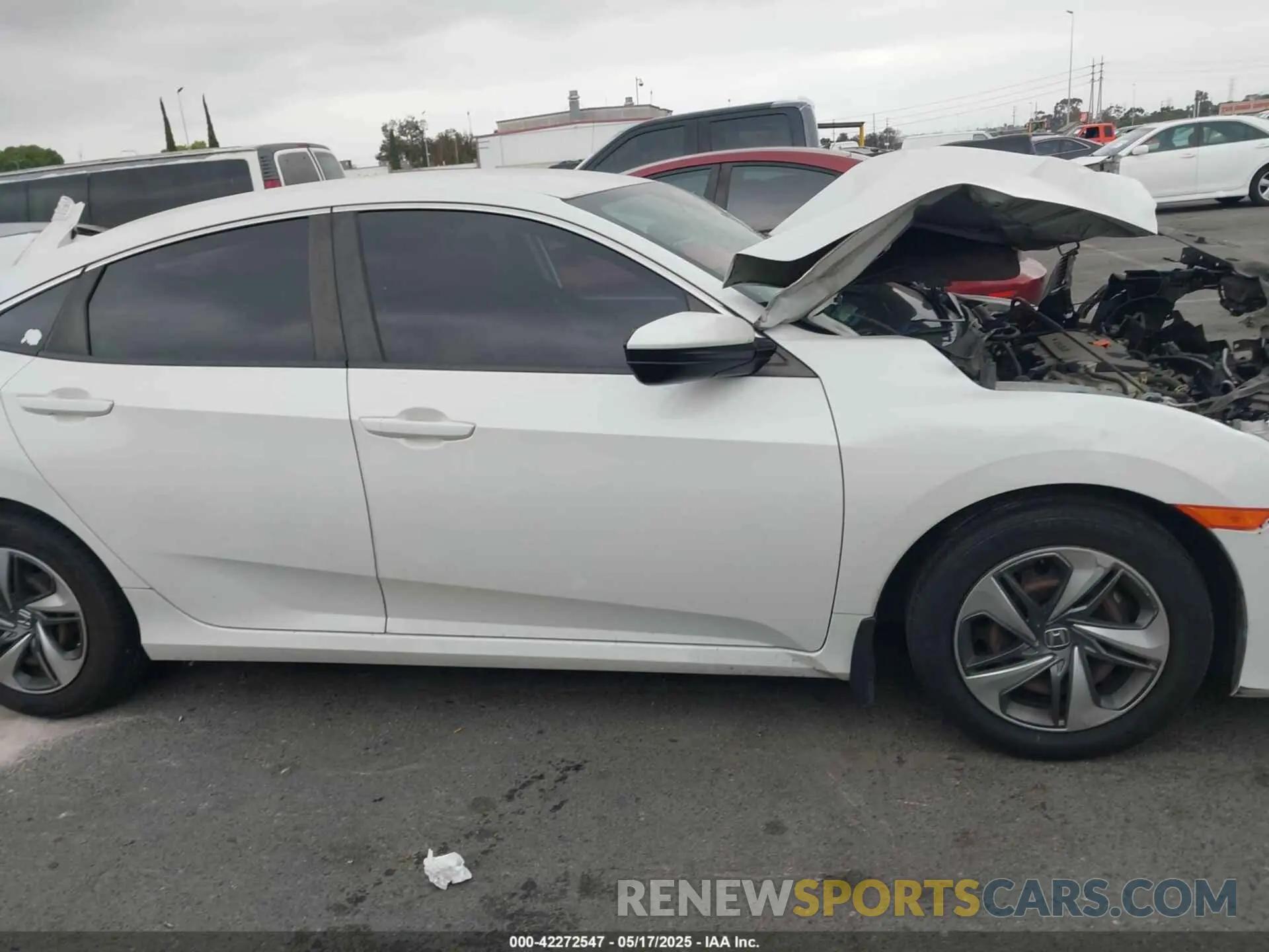 13 fotografías del automóvil dañado 2HGFC2F63KH533078 HONDA CIVIC 2019