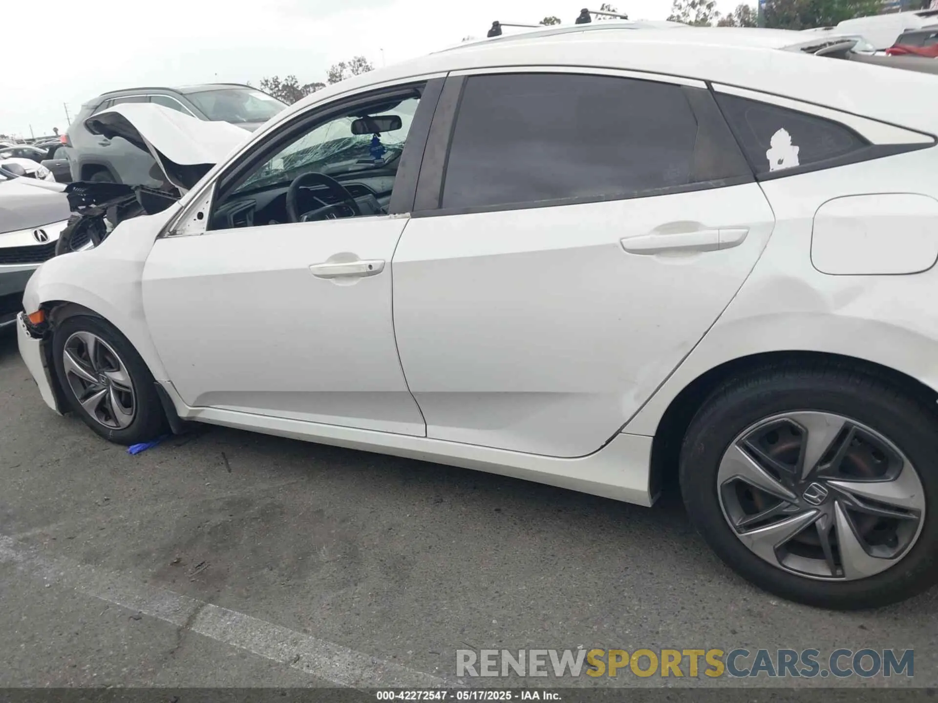 14 fotografías del automóvil dañado 2HGFC2F63KH533078 HONDA CIVIC 2019