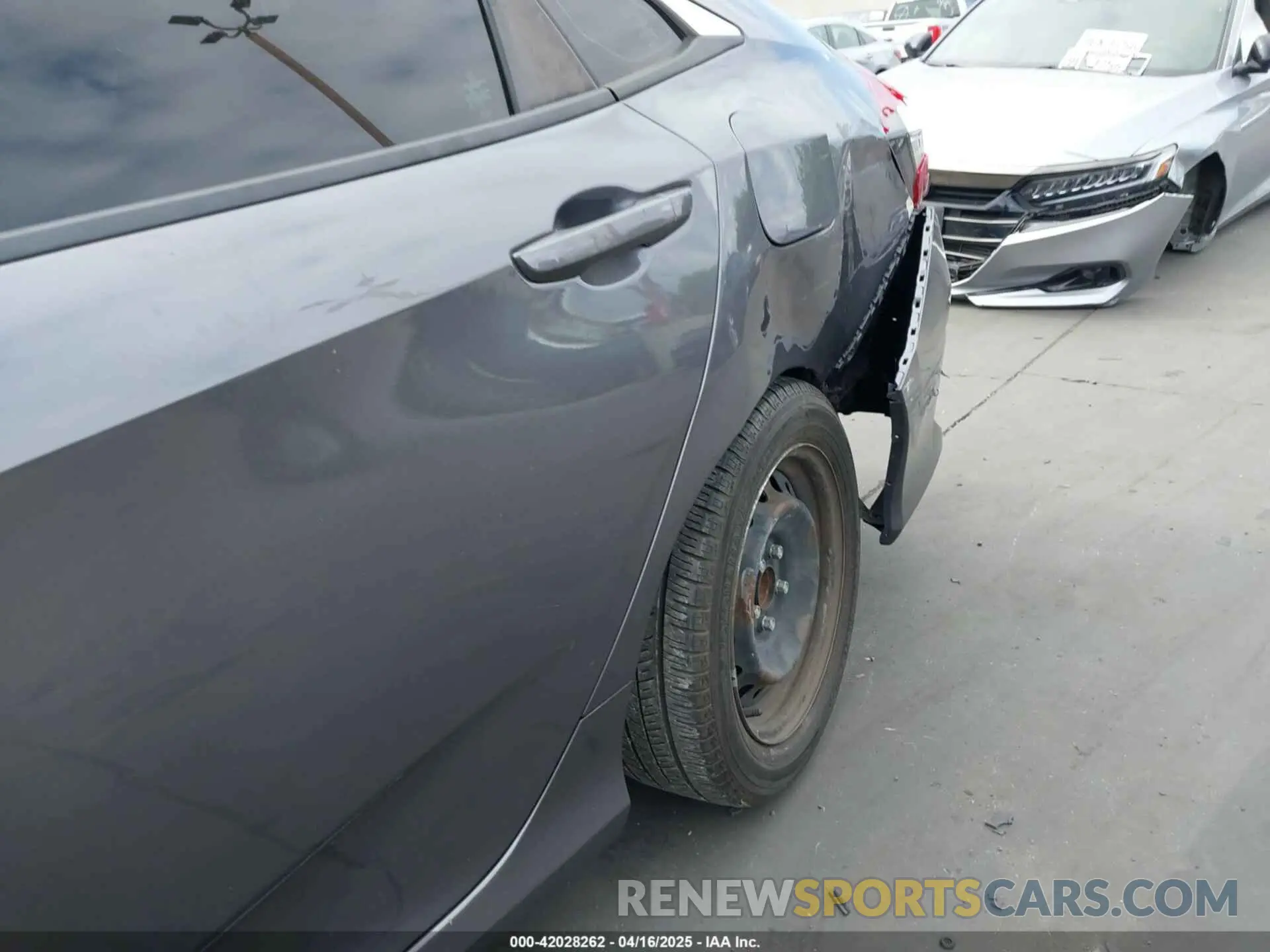 12 fotografías del automóvil dañado 2HGFC2F63KH554710 HONDA CIVIC 2019