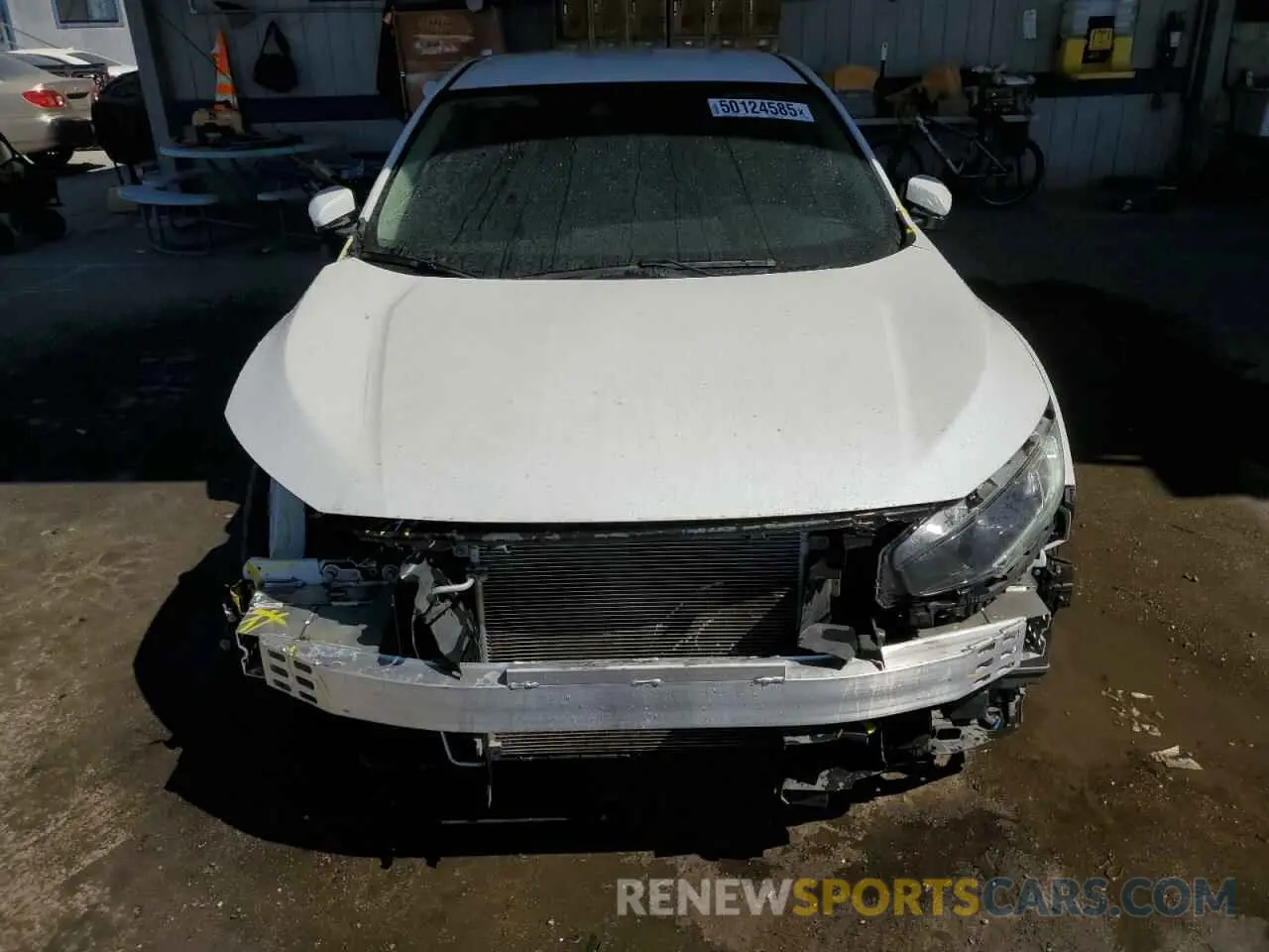 5 fotografías del automóvil dañado 2HGFC2F63KH586380 HONDA CIVIC 2019