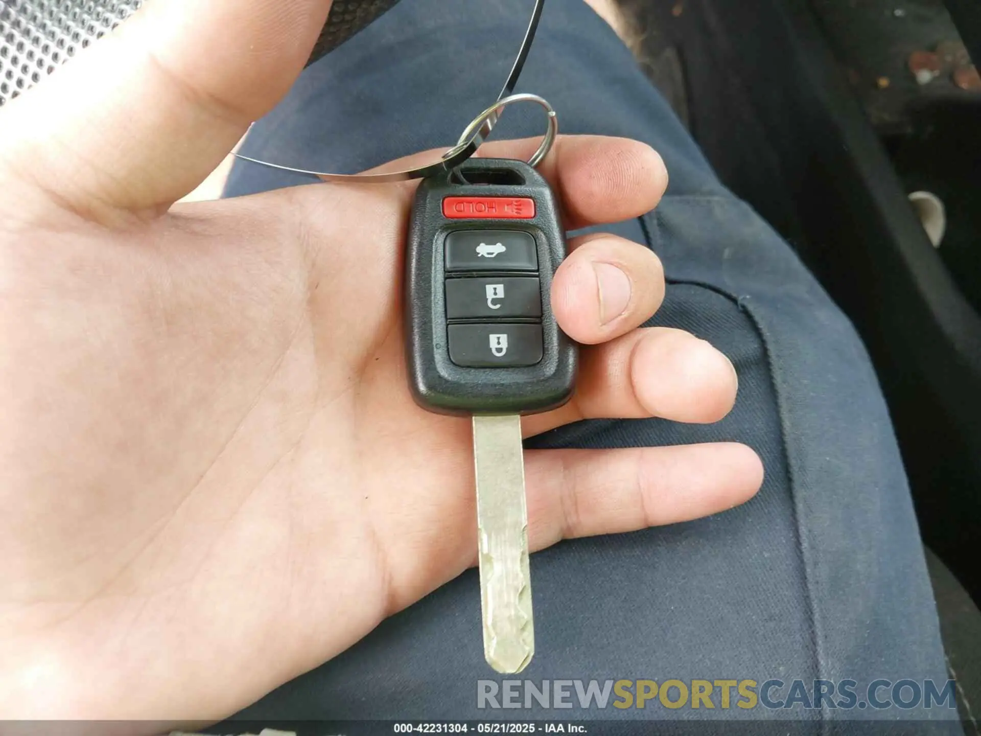 11 fotografías del automóvil dañado 2HGFC2F65KH548777 HONDA CIVIC 2019