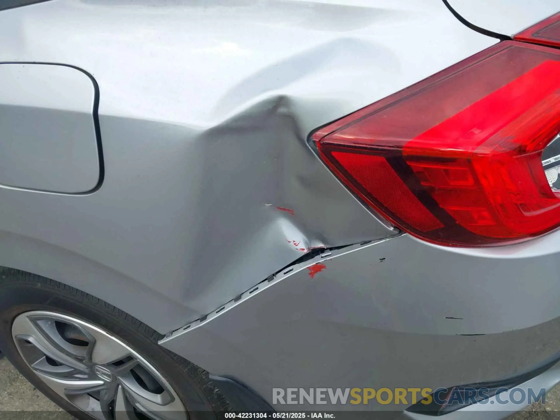 19 fotografías del automóvil dañado 2HGFC2F65KH548777 HONDA CIVIC 2019