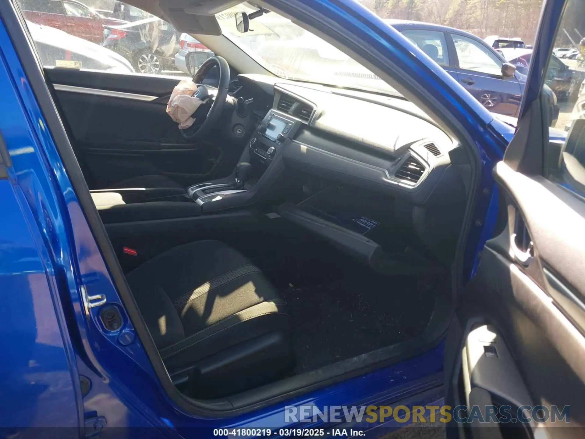 5 fotografías del automóvil dañado 2HGFC2F65KH561027 HONDA CIVIC 2019