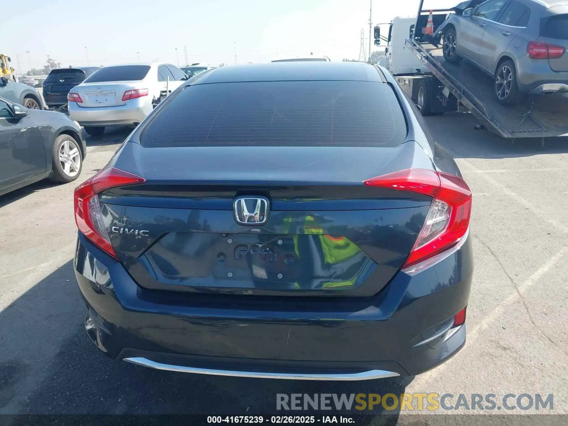 16 fotografías del automóvil dañado 2HGFC2F66KH564003 HONDA CIVIC 2019