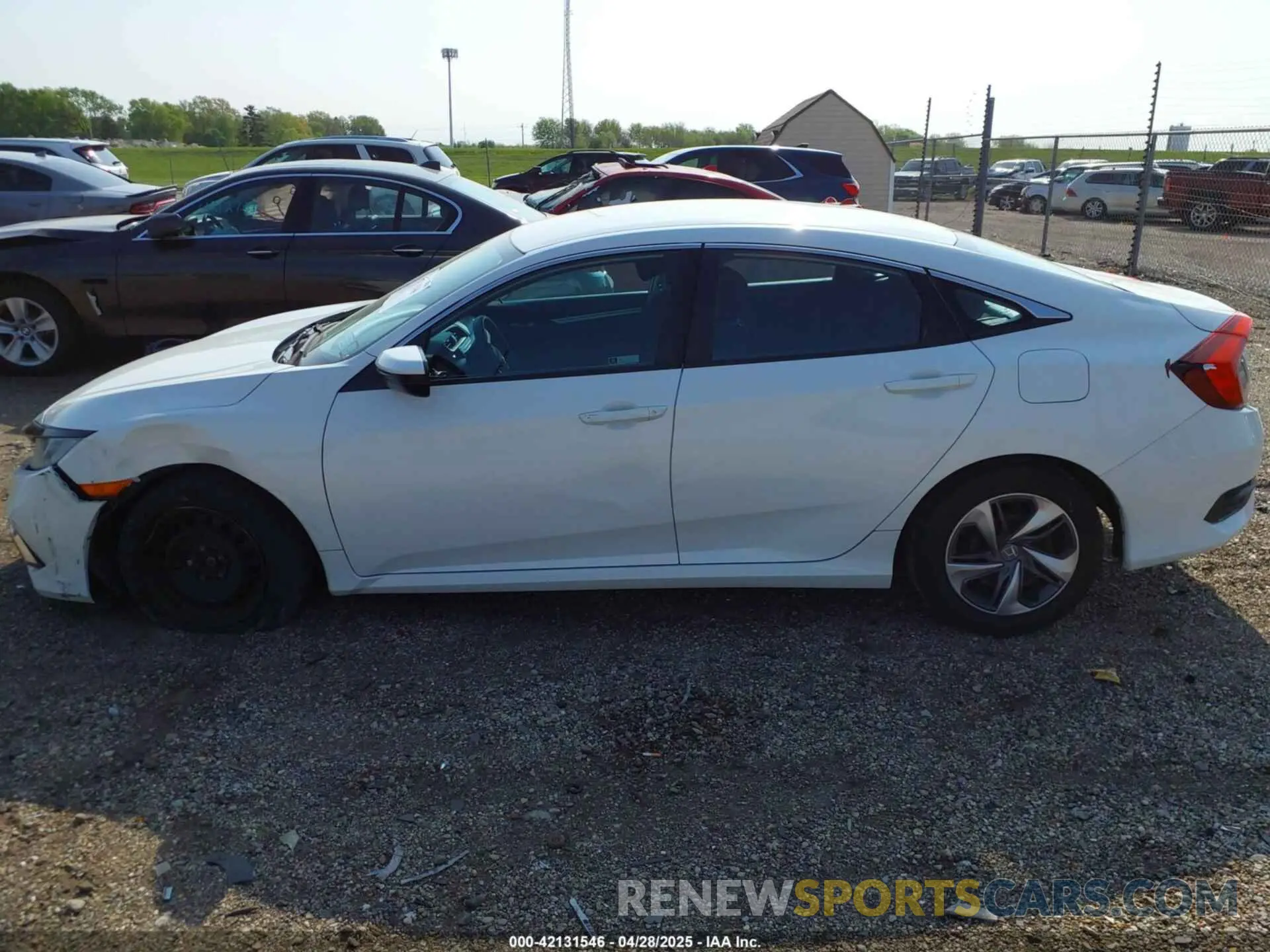 14 fotografías del automóvil dañado 2HGFC2F66KH567189 HONDA CIVIC 2019