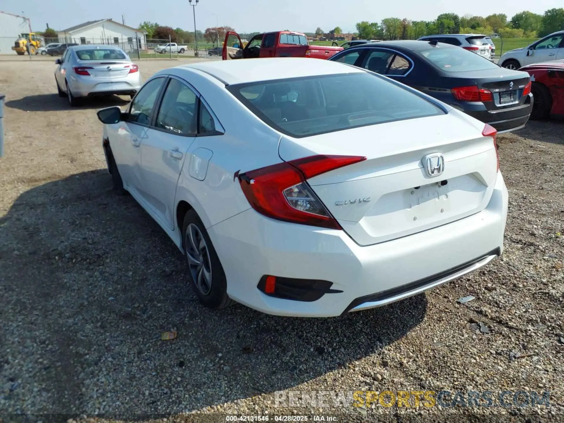 3 fotografías del automóvil dañado 2HGFC2F66KH567189 HONDA CIVIC 2019