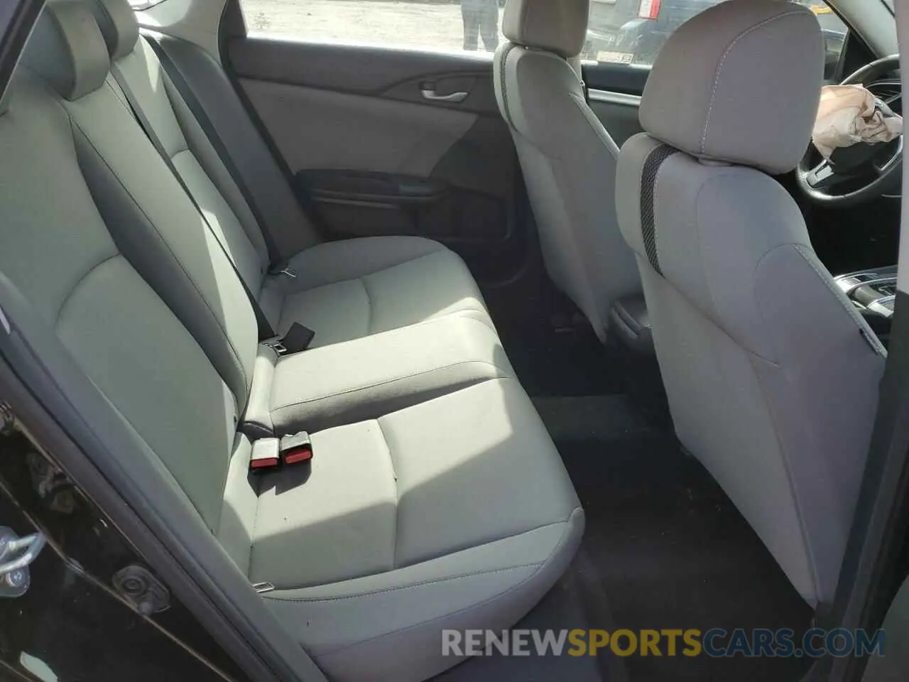 10 fotografías del automóvil dañado 2HGFC2F66KH588169 HONDA CIVIC 2019