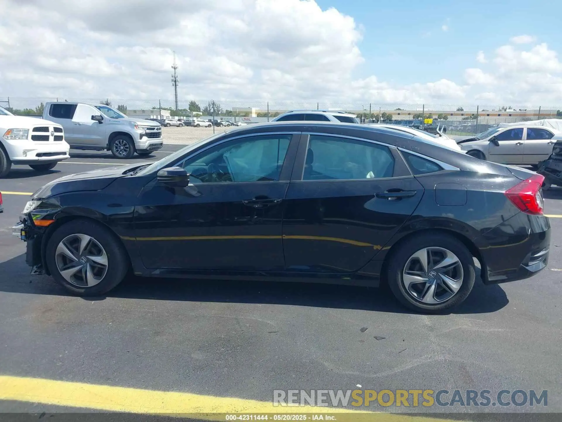 15 fotografías del automóvil dañado 2HGFC2F66KH598782 HONDA CIVIC 2019