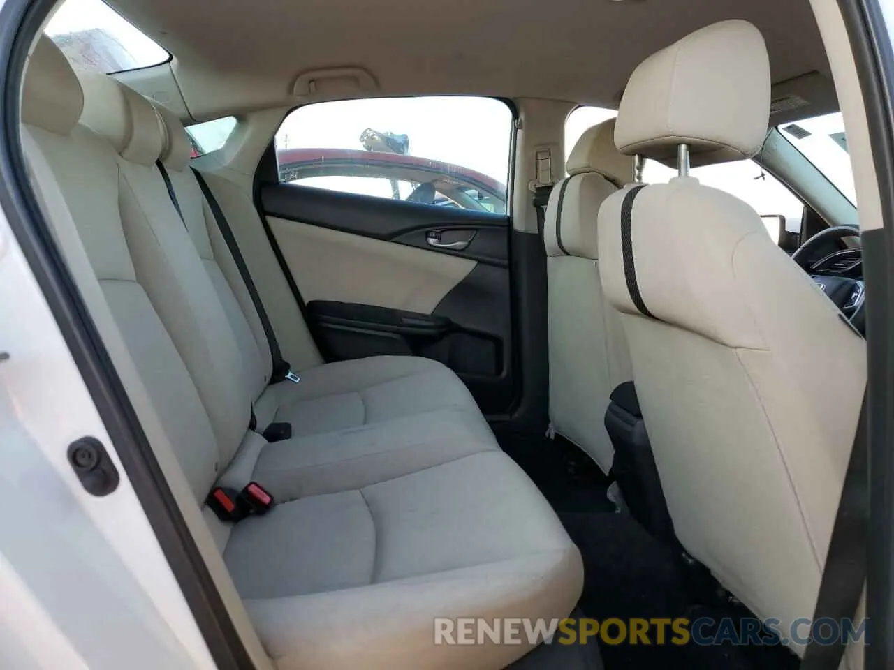10 fotografías del automóvil dañado 2HGFC2F67KH525842 HONDA CIVIC 2019