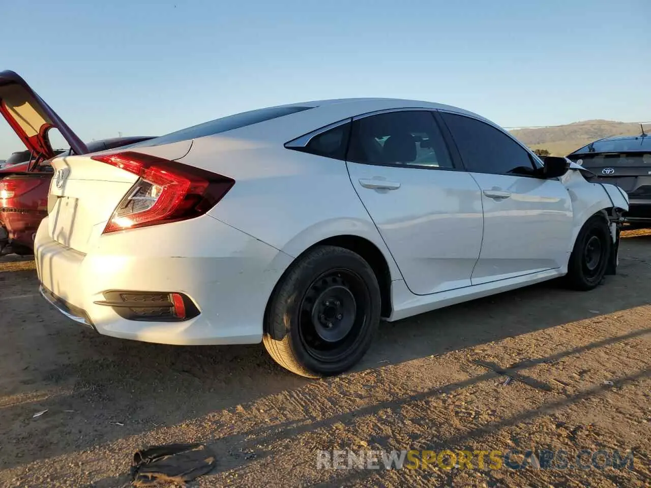 3 fotografías del automóvil dañado 2HGFC2F67KH525842 HONDA CIVIC 2019