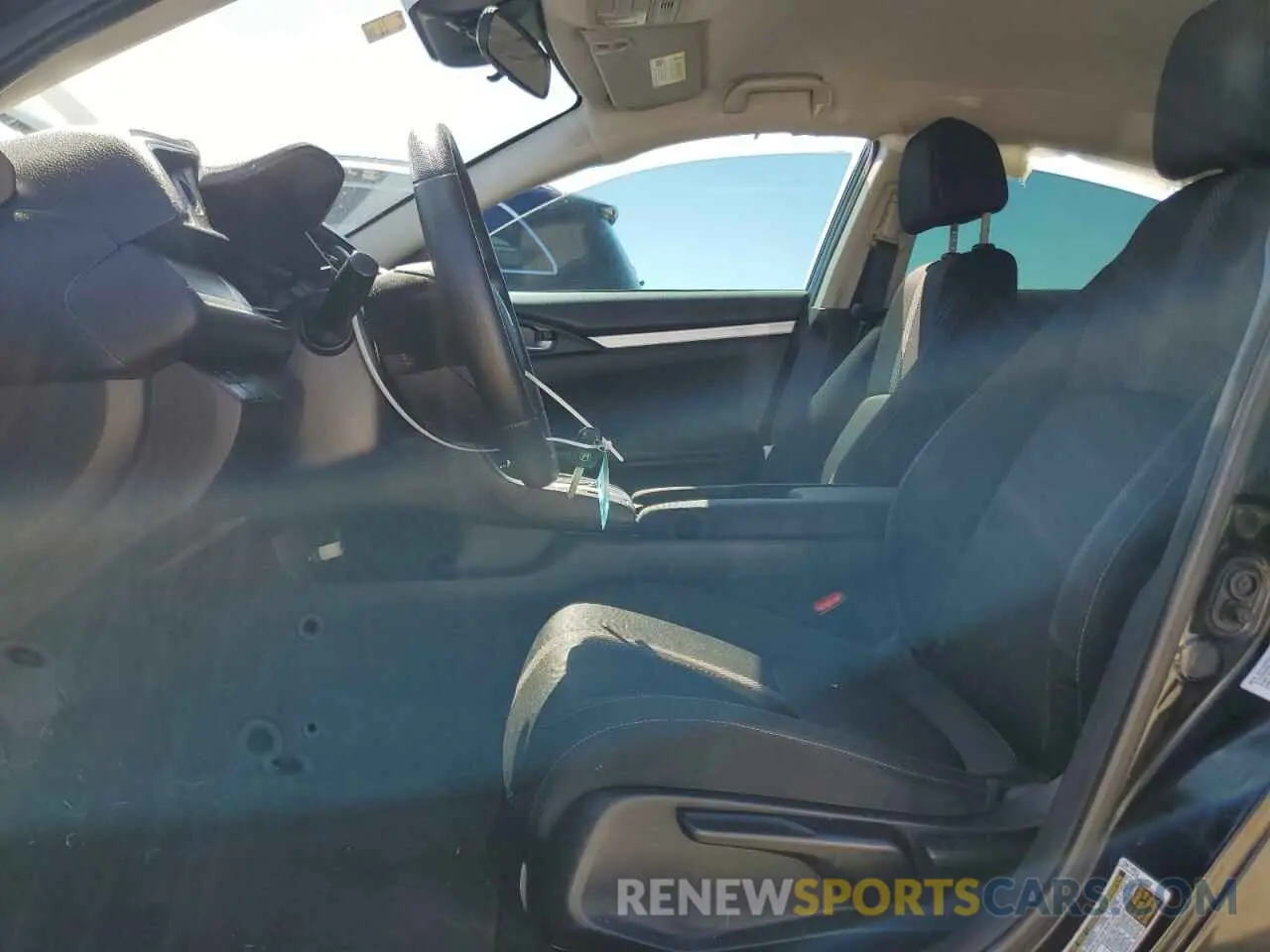7 fotografías del automóvil dañado 2HGFC2F67KH546836 HONDA CIVIC 2019