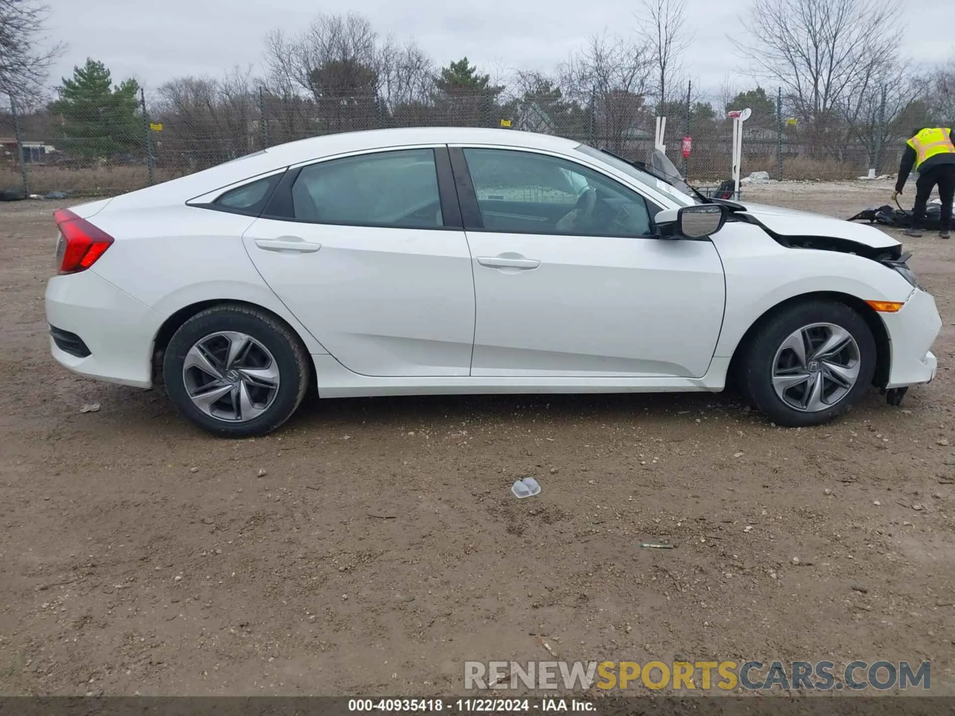 13 fotografías del automóvil dañado 2HGFC2F67KH558761 HONDA CIVIC 2019