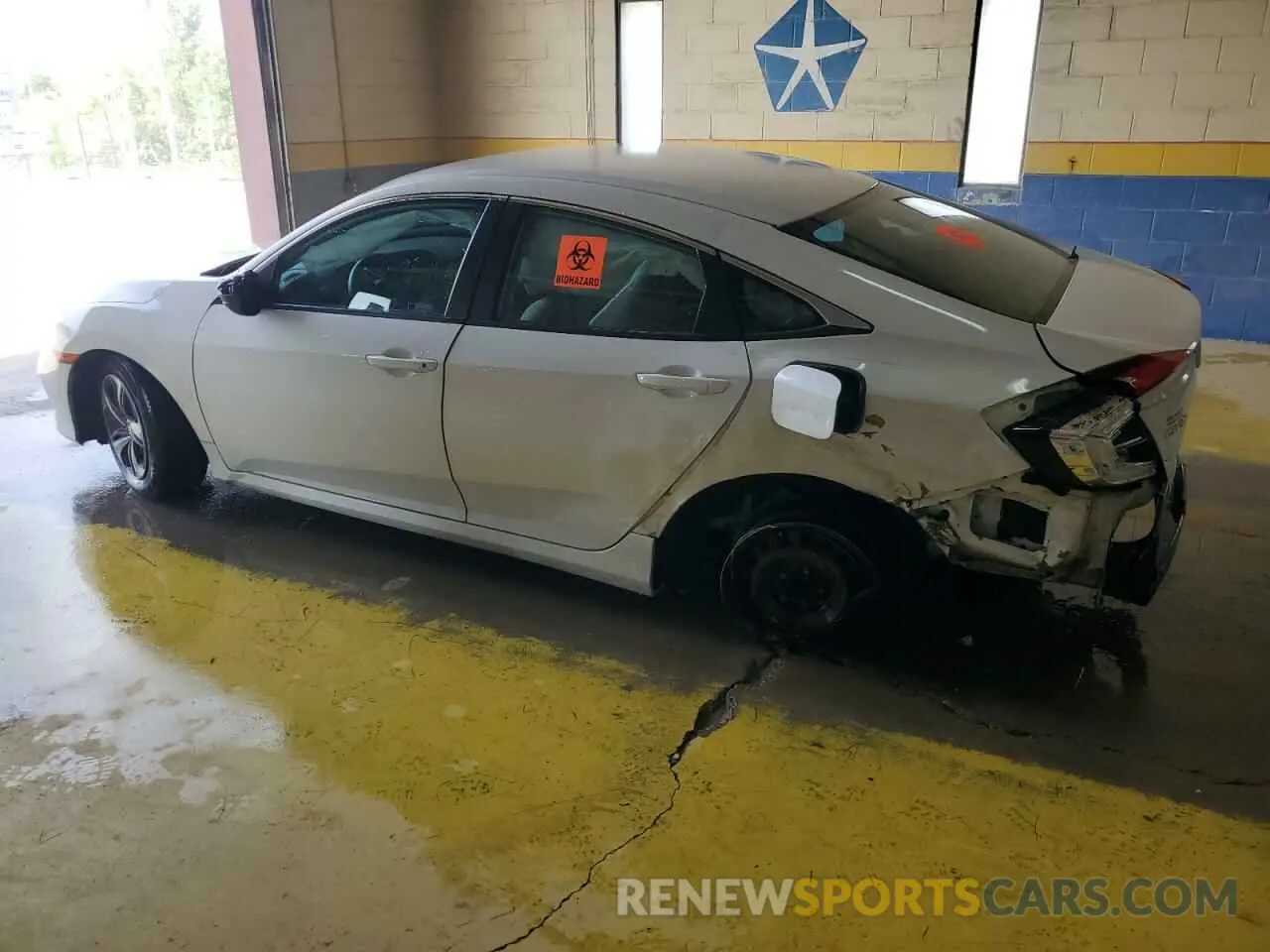 2 fotografías del automóvil dañado 2HGFC2F68KH570630 HONDA CIVIC 2019