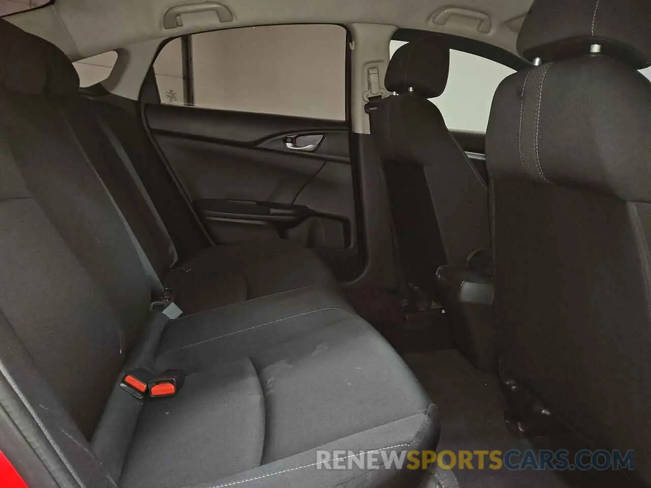 10 fotografías del automóvil dañado 2HGFC2F68KH592515 HONDA CIVIC 2019