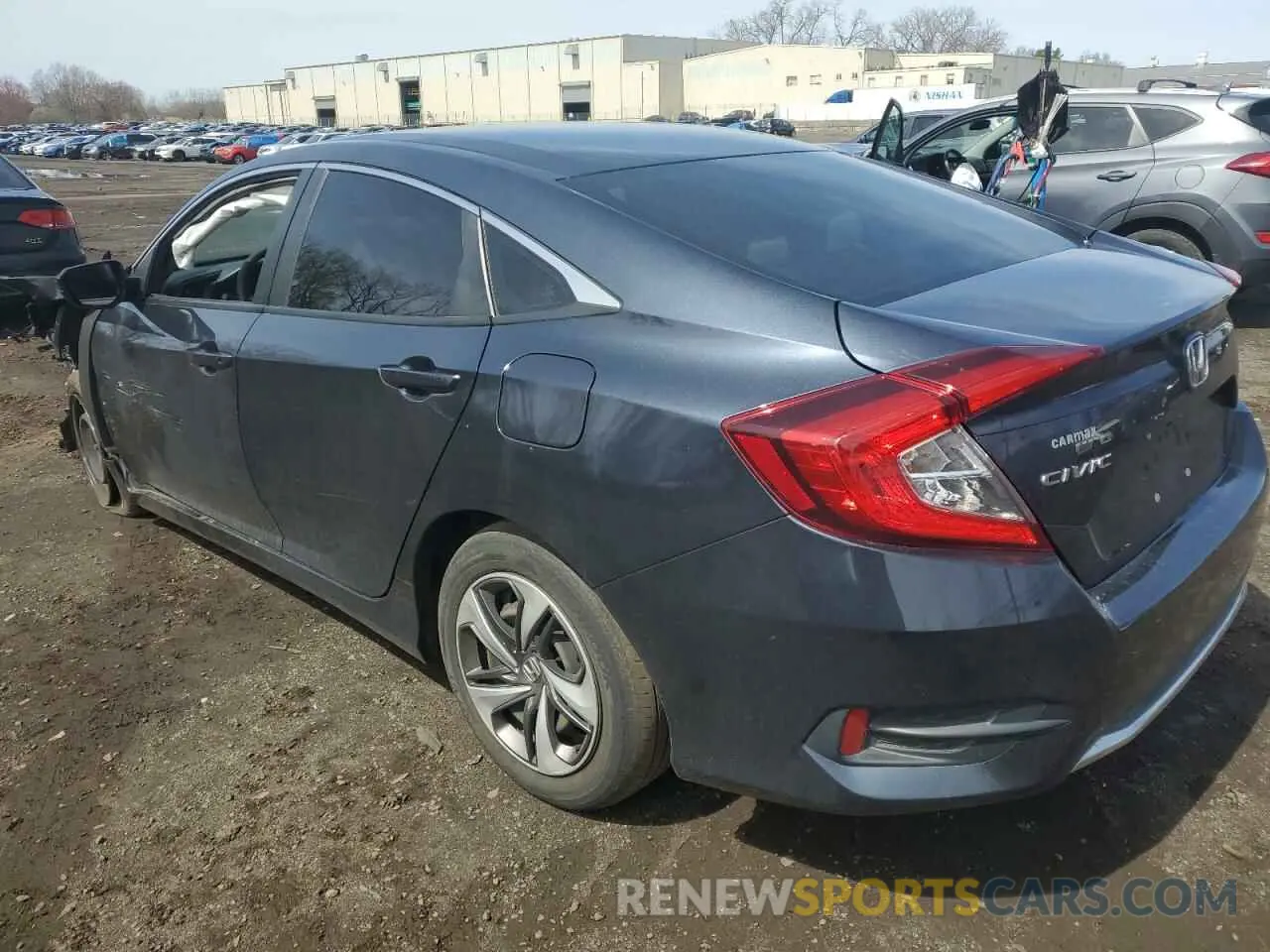 2 fotografías del automóvil dañado 2HGFC2F68KH605313 HONDA CIVIC 2019