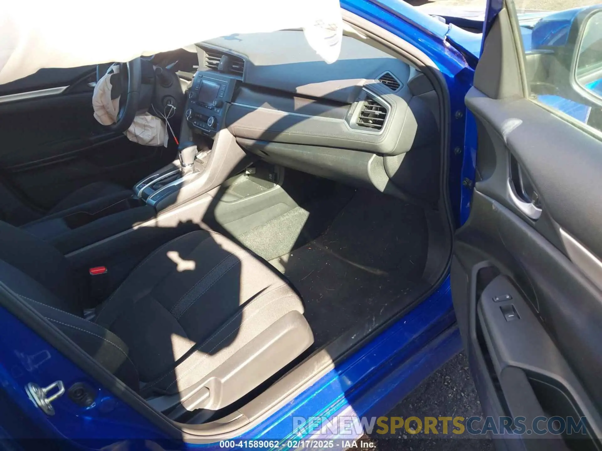5 fotografías del automóvil dañado 2HGFC2F69KH534784 HONDA CIVIC 2019