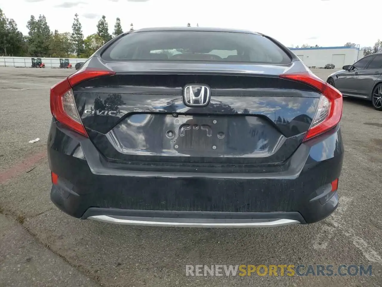 6 fotografías del automóvil dañado 2HGFC2F69KH550273 HONDA CIVIC 2019