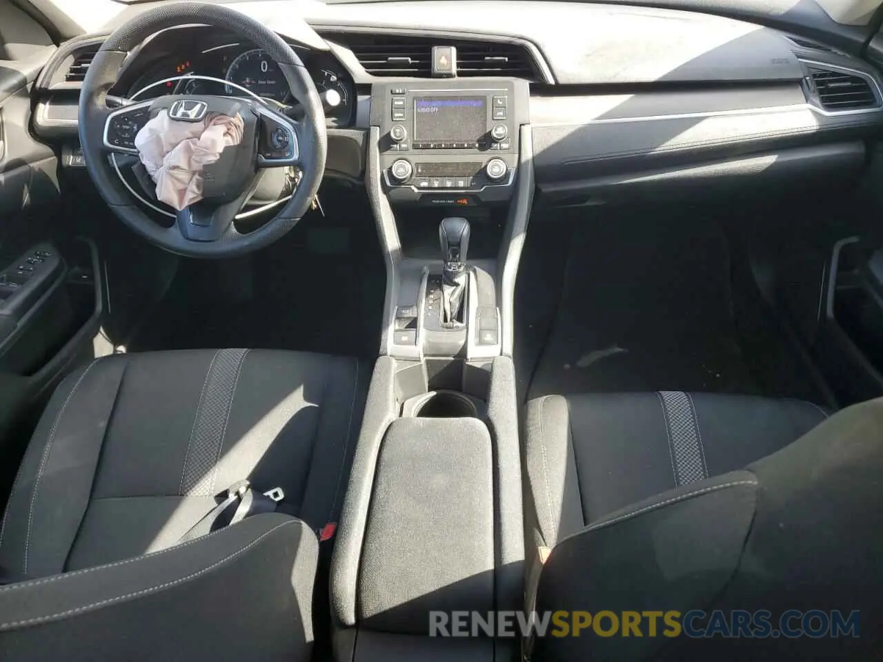 8 fotografías del automóvil dañado 2HGFC2F69KH557742 HONDA CIVIC 2019