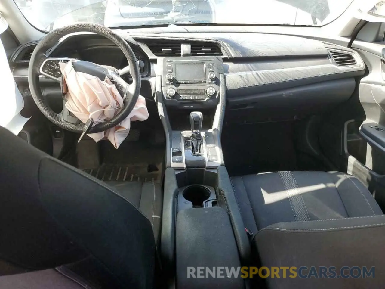 8 fotografías del automóvil dañado 2HGFC2F69KH582933 HONDA CIVIC 2019