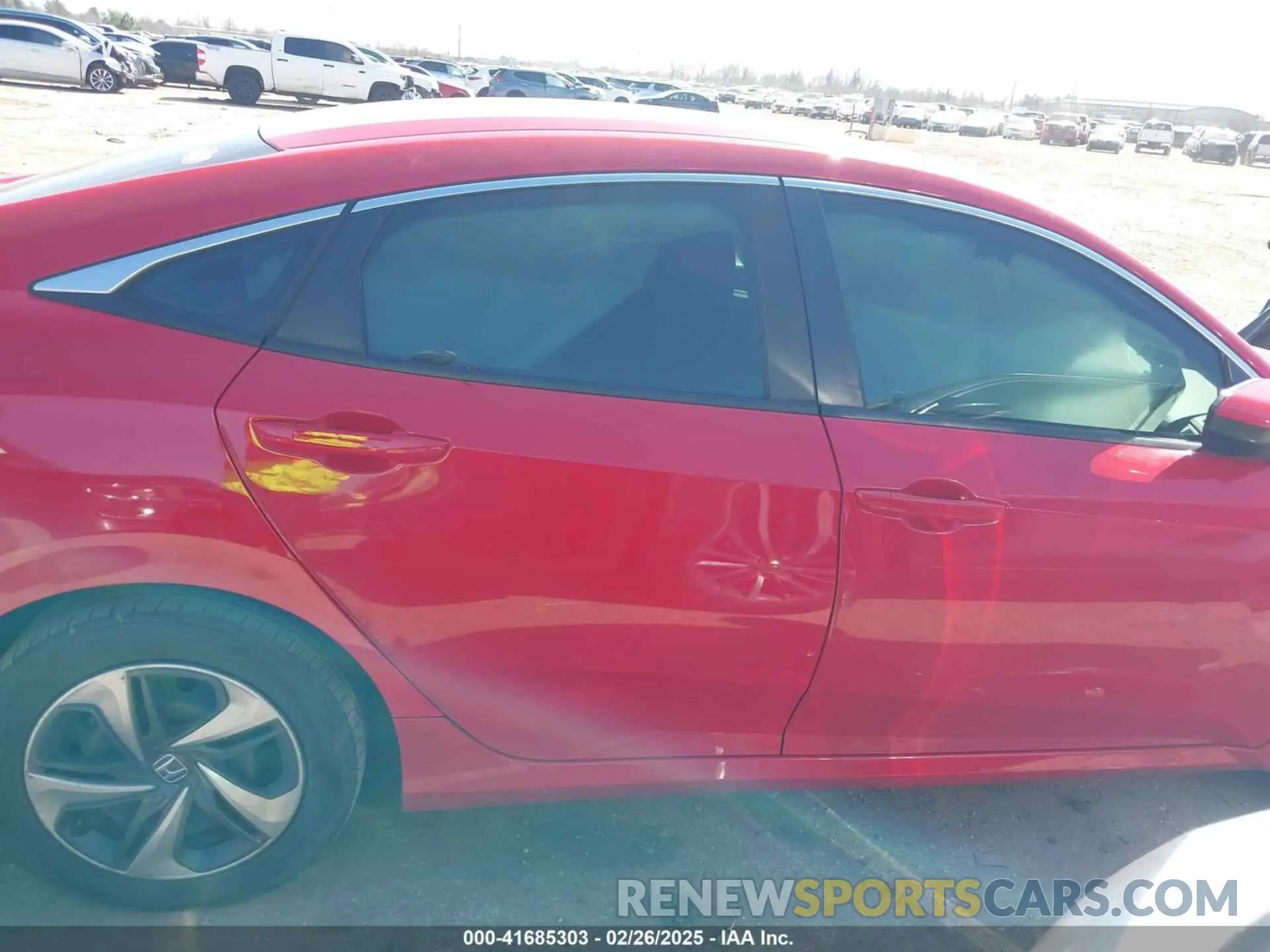 13 fotografías del automóvil dañado 2HGFC2F6XKH537127 HONDA CIVIC 2019