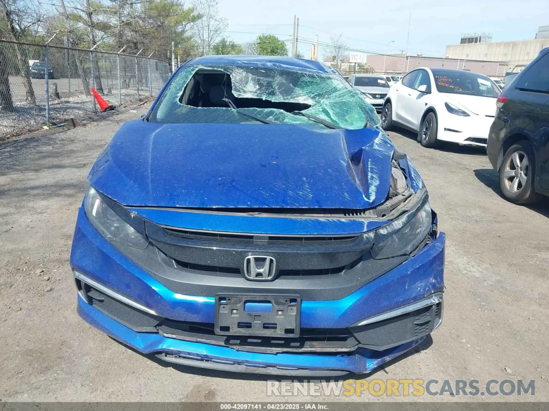 12 fotografías del automóvil dañado 2HGFC2F6XKH540397 HONDA CIVIC 2019