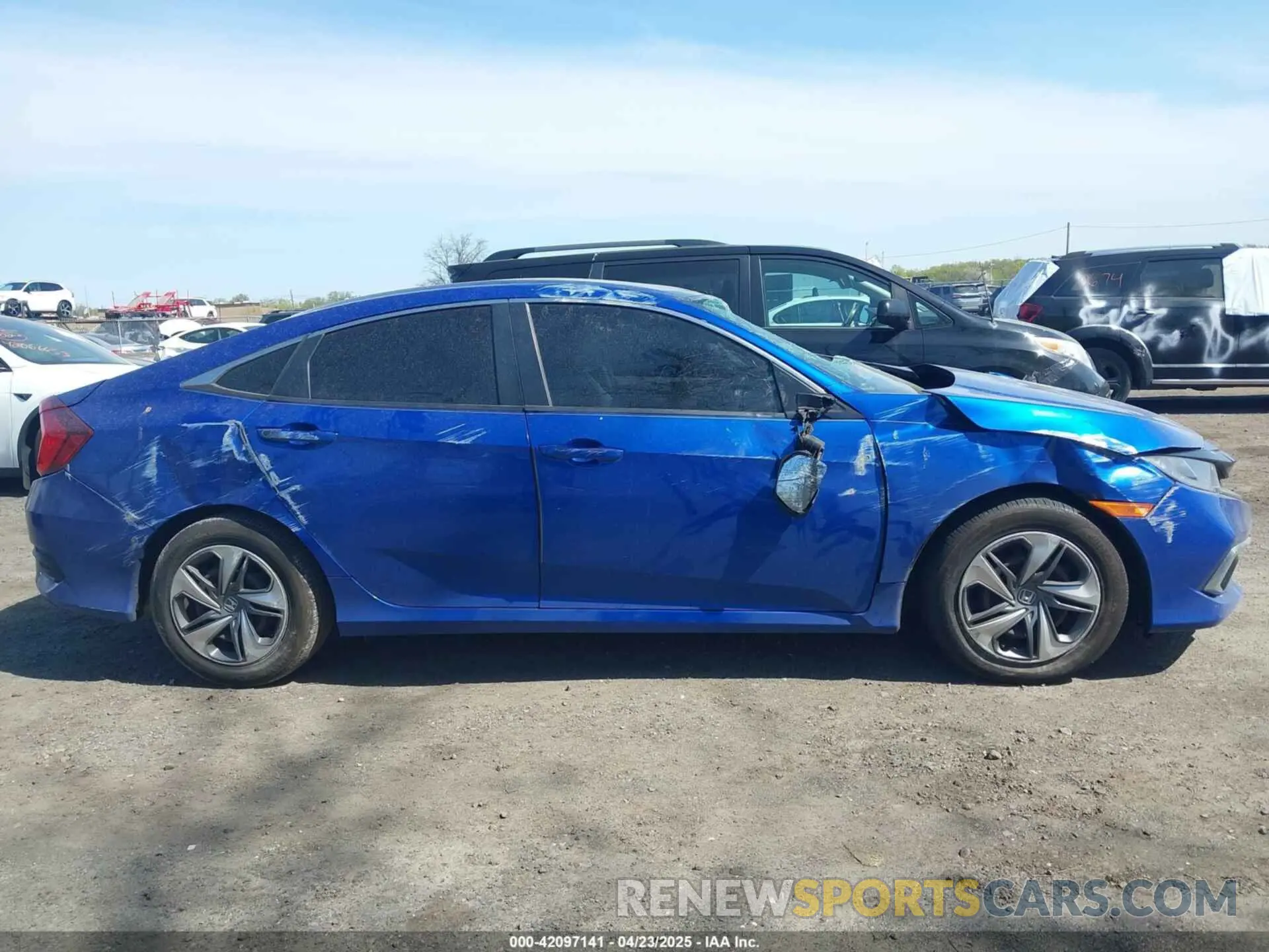 13 fotografías del automóvil dañado 2HGFC2F6XKH540397 HONDA CIVIC 2019