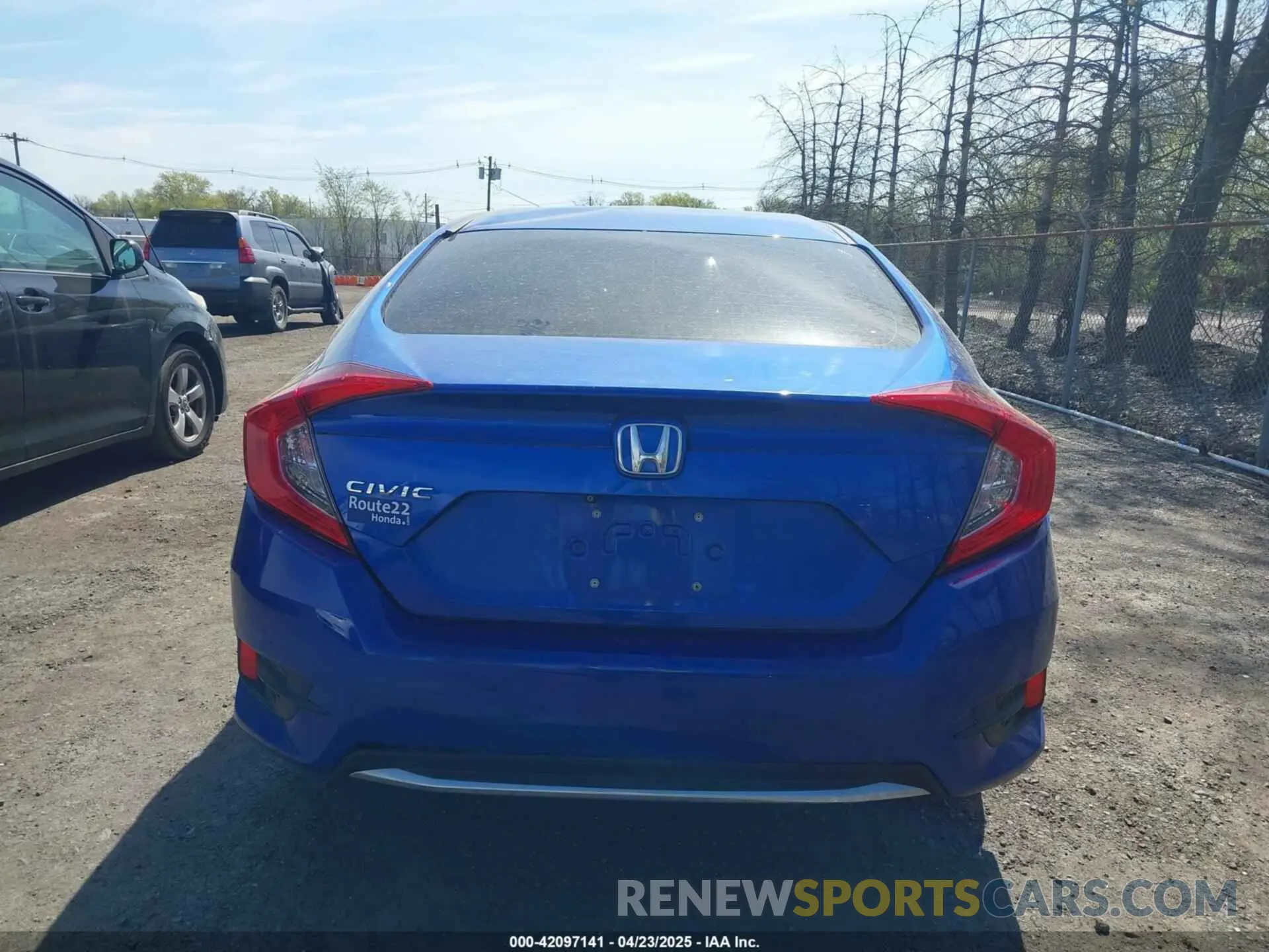 16 fotografías del automóvil dañado 2HGFC2F6XKH540397 HONDA CIVIC 2019