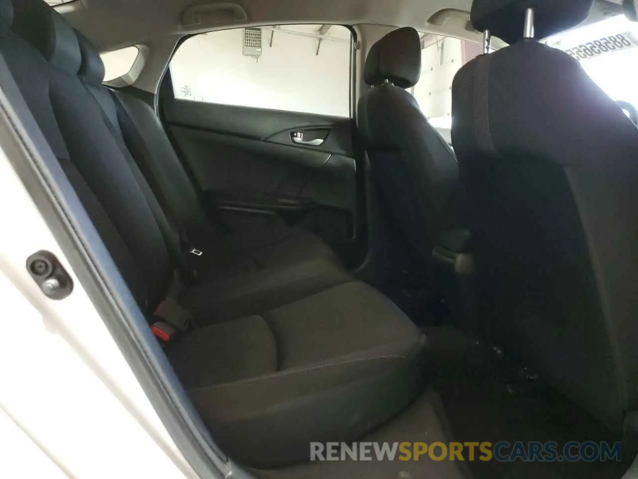 10 fotografías del automóvil dañado 2HGFC2F6XKH546491 HONDA CIVIC 2019