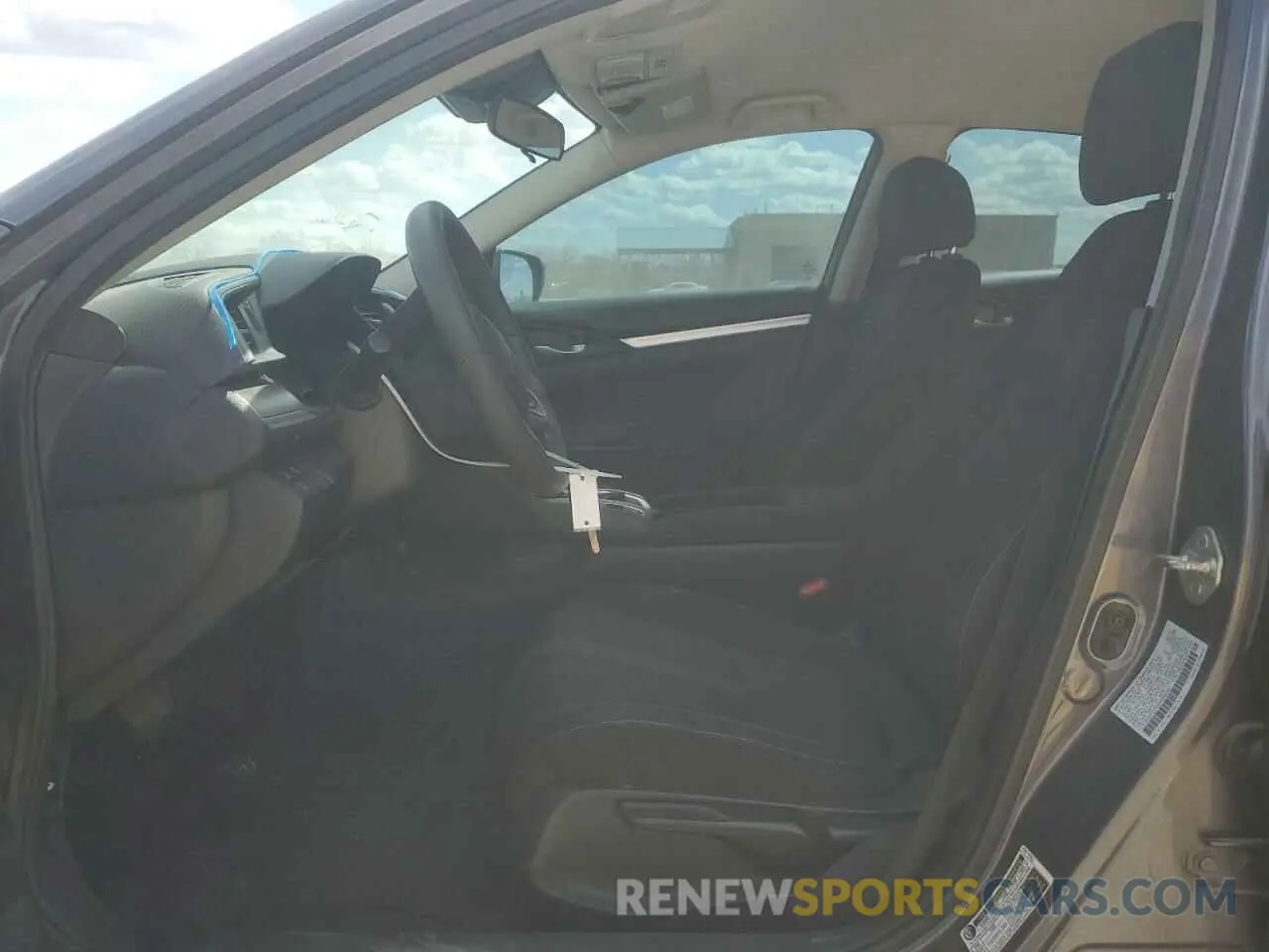 7 fotografías del automóvil dañado 2HGFC2F6XKH569480 HONDA CIVIC 2019