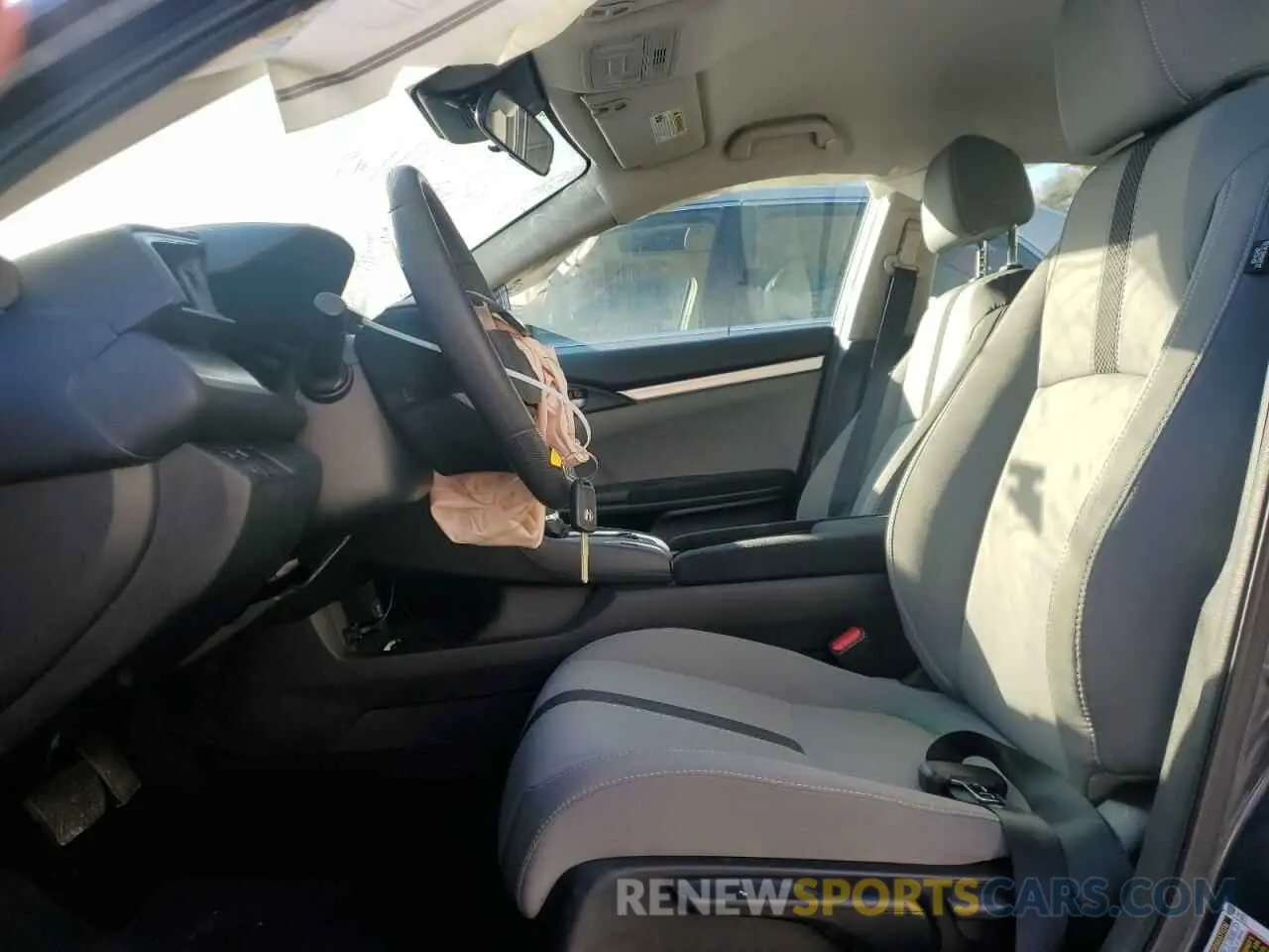 7 fotografías del automóvil dañado 2HGFC2F6XKH588174 HONDA CIVIC 2019