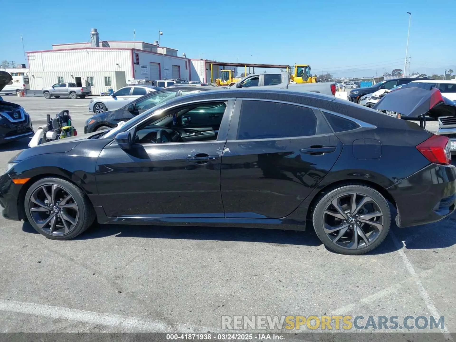 15 fotografías del automóvil dañado 2HGFC2F80KH577489 HONDA CIVIC 2019