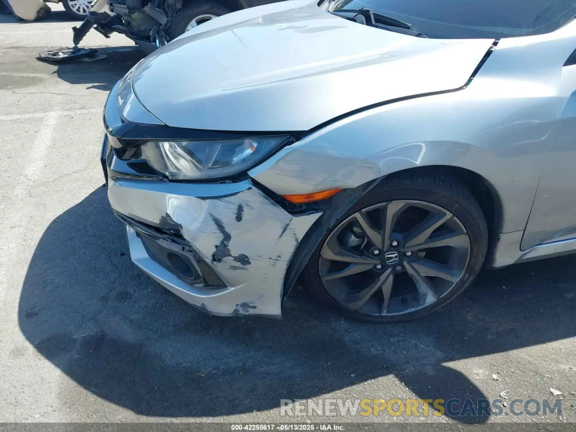 18 fotografías del automóvil dañado 2HGFC2F80KH600754 HONDA CIVIC 2019