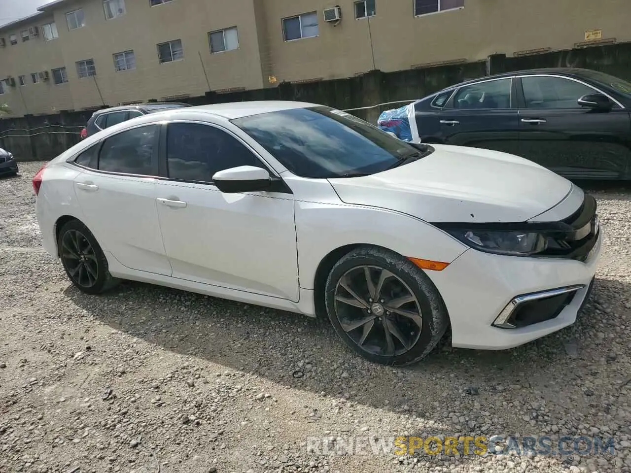 4 fotografías del automóvil dañado 2HGFC2F81KH502641 HONDA CIVIC 2019