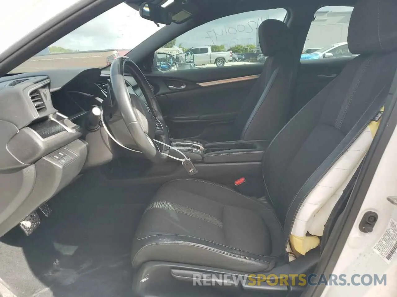 7 fotografías del automóvil dañado 2HGFC2F81KH502641 HONDA CIVIC 2019