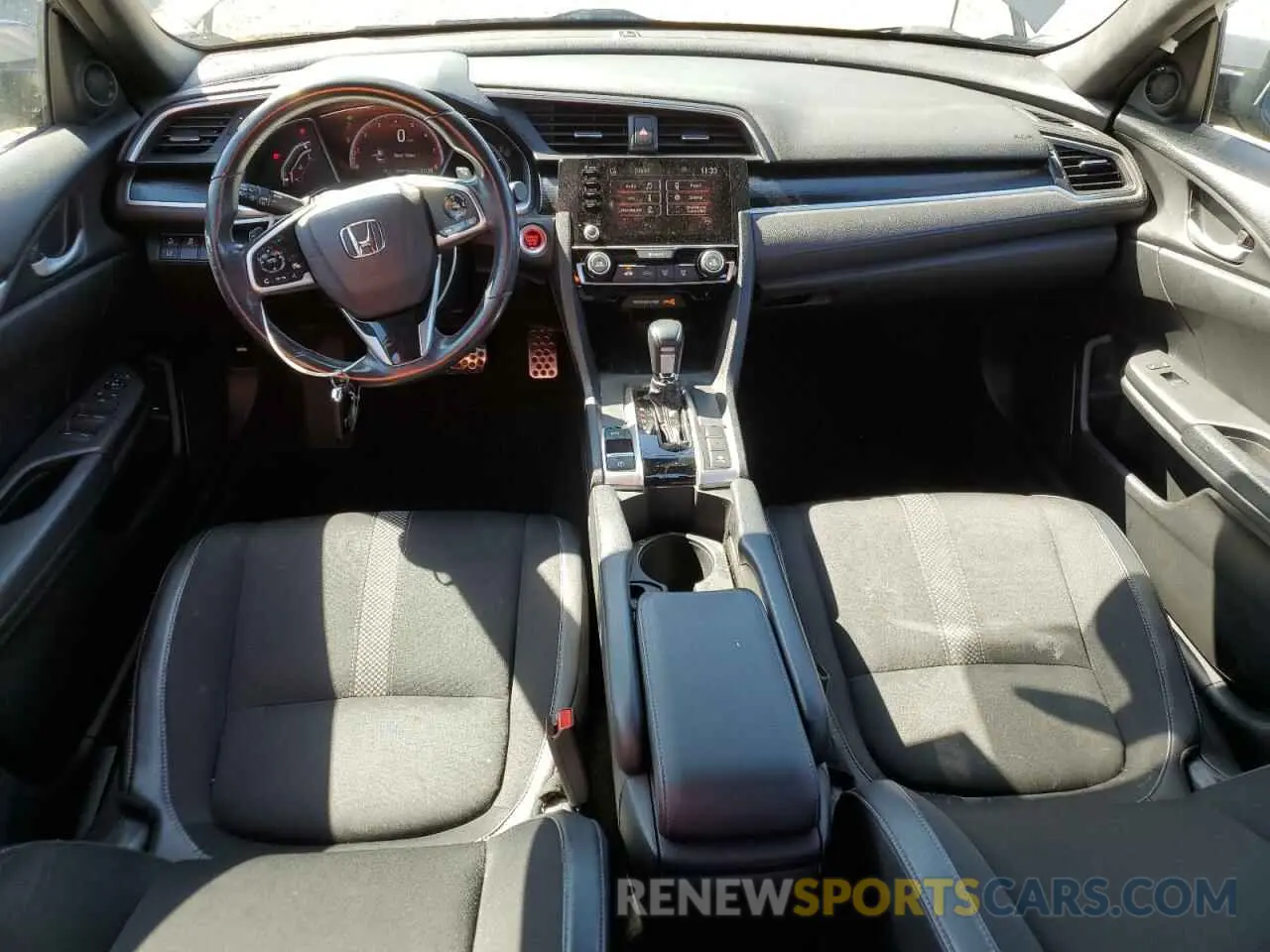 8 fotografías del automóvil dañado 2HGFC2F81KH513137 HONDA CIVIC 2019