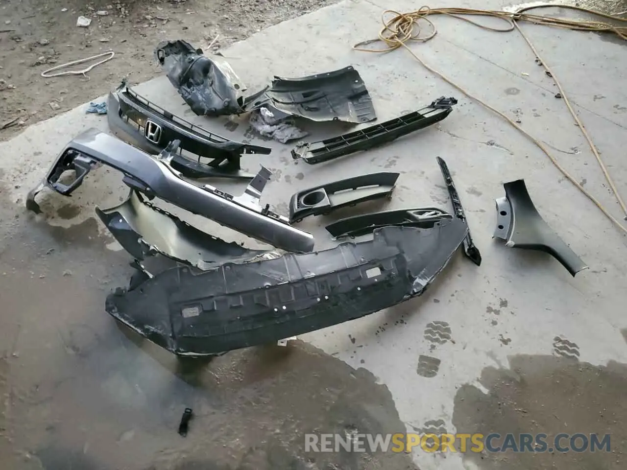 12 fotografías del automóvil dañado 2HGFC2F81KH528317 HONDA CIVIC 2019