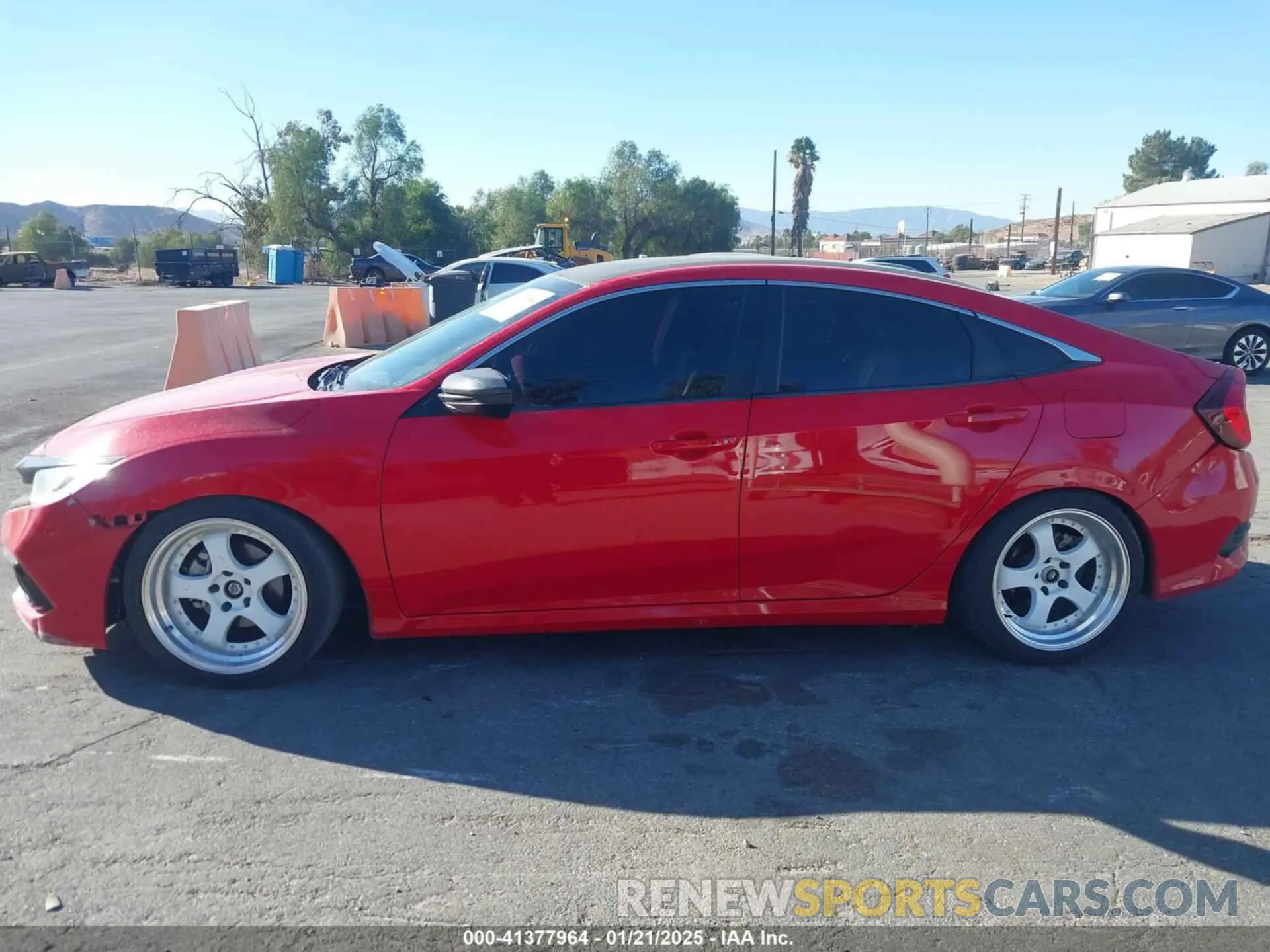15 fotografías del automóvil dañado 2HGFC2F81KH538037 HONDA CIVIC 2019