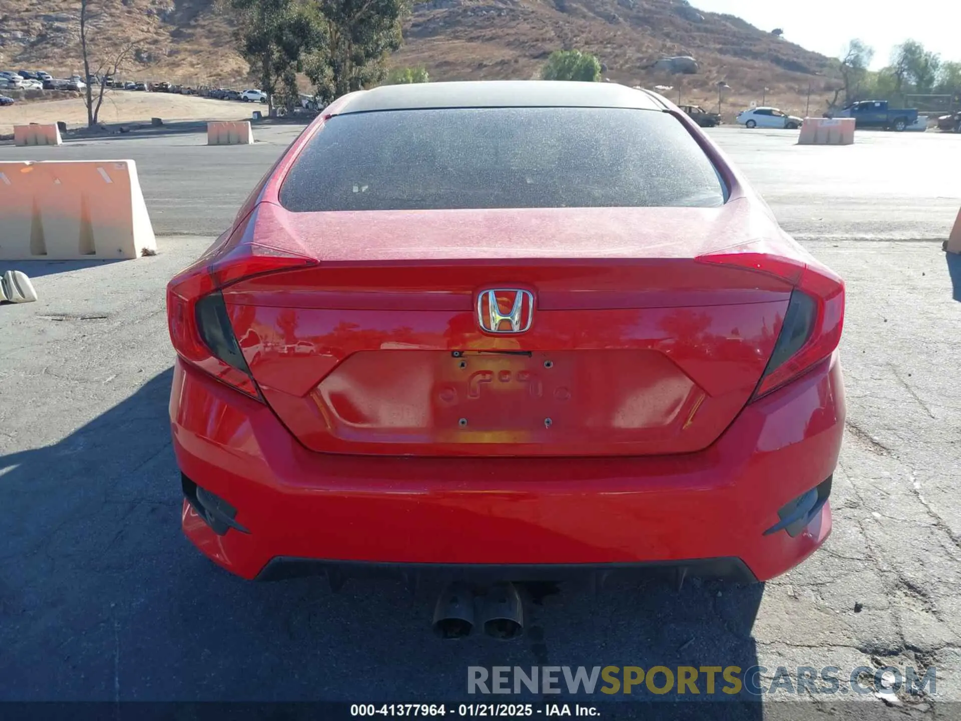 17 fotografías del automóvil dañado 2HGFC2F81KH538037 HONDA CIVIC 2019