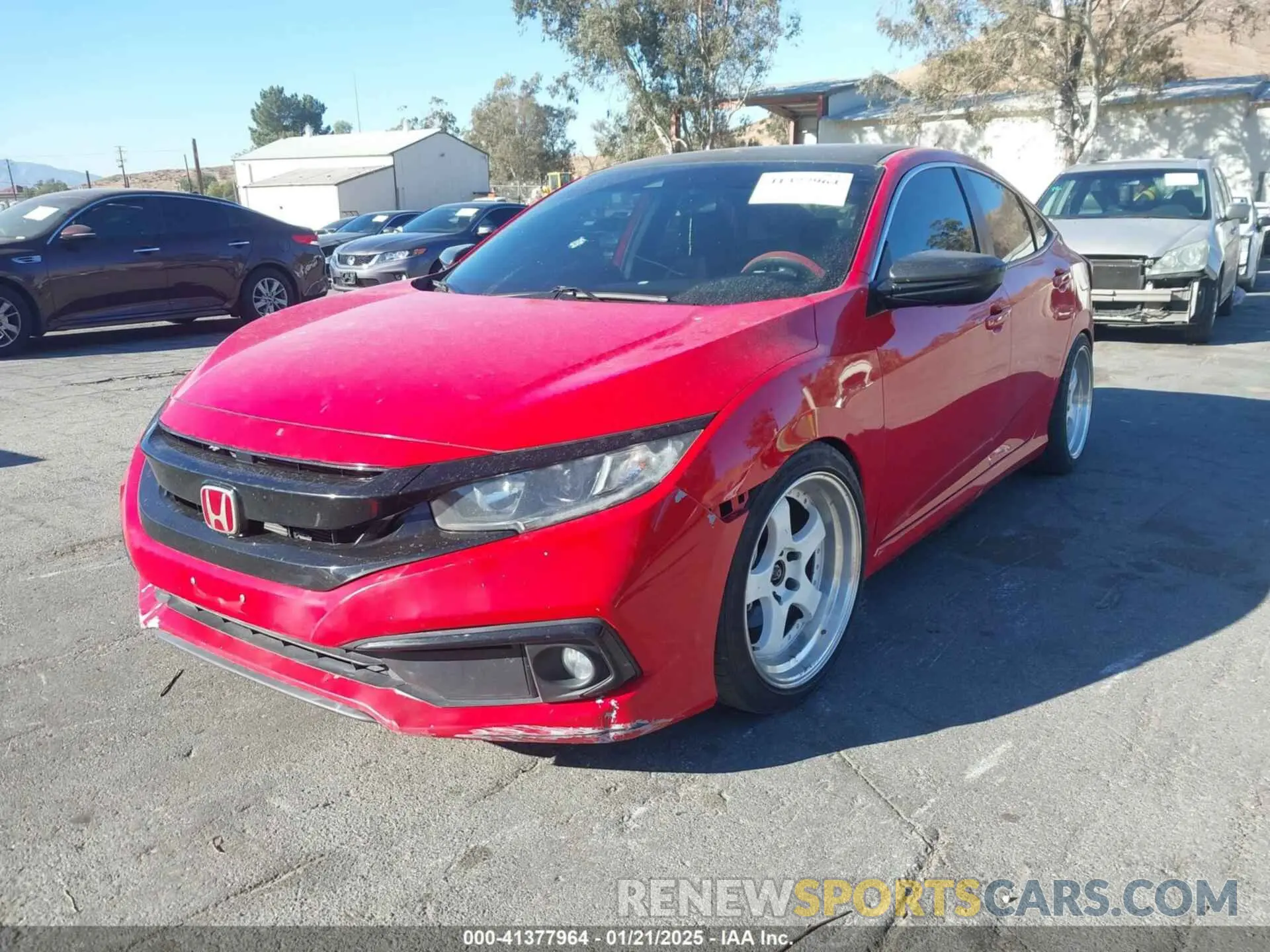 2 fotografías del automóvil dañado 2HGFC2F81KH538037 HONDA CIVIC 2019